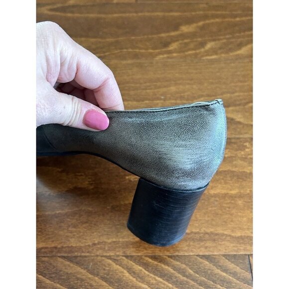 Laura Scott Women's Gray/Silver Leather BRAZIL Heels - Size 9 M Closed Toe - Picture 8 of 9